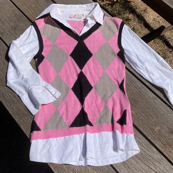 Juniors Layered Sweater-vest Shirt - Picture 4 of 4
